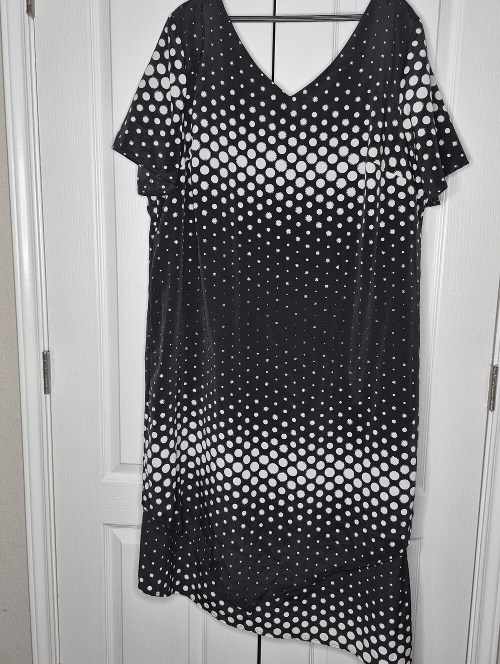 HBS Collection Woman Black Dress Size 24W